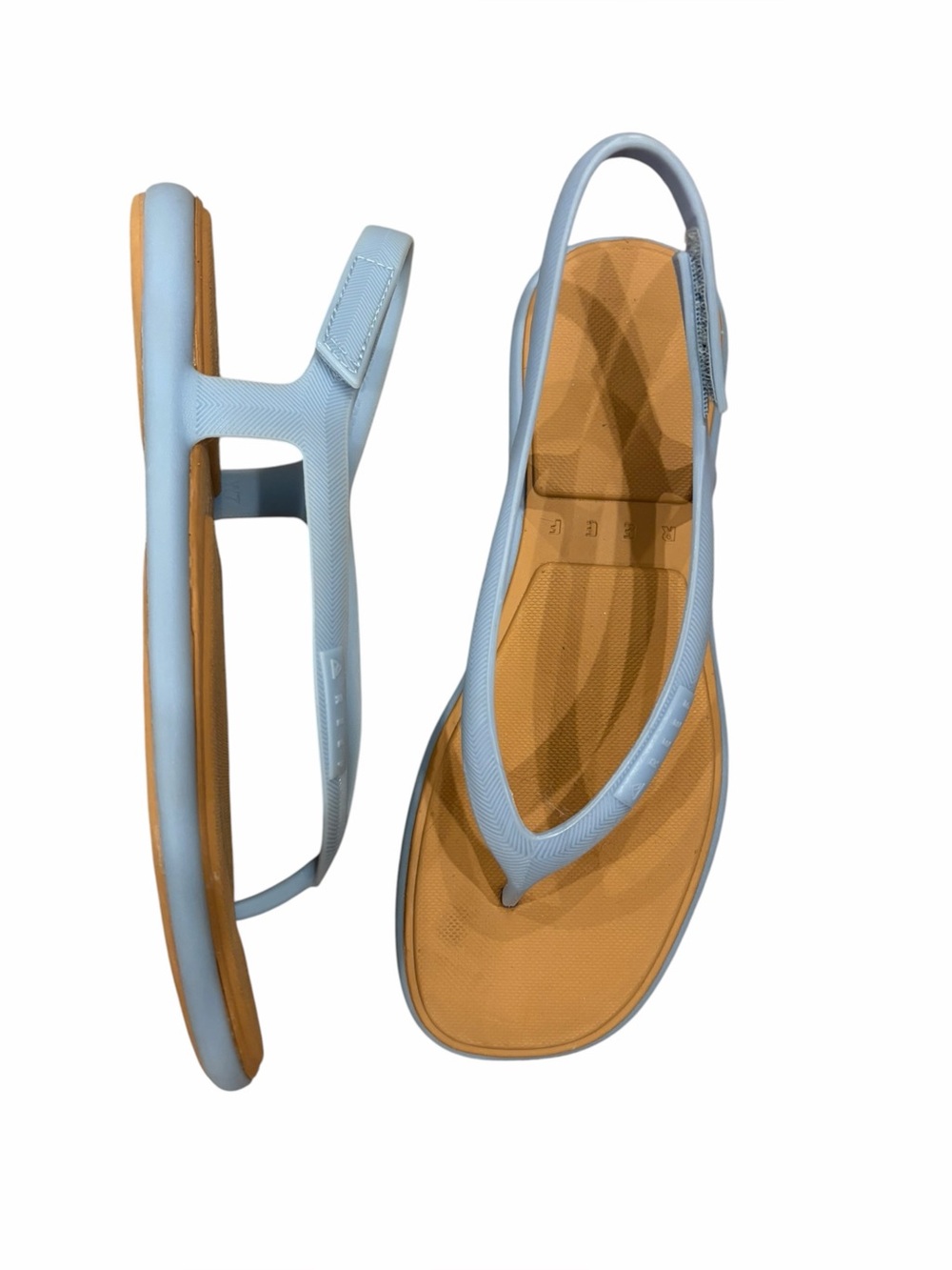 Reef Water Willow Maya Sandal Dusty Blue size 7